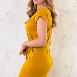 Femme Fatale Jurk Okergeel -Exporteren Dames Glam Winkel Femme Fatale Jurk Okergeel 1 586x900 1