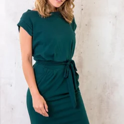 Femme Fatale Jurk Smaragd -Exporteren Dames Glam Winkel Femme Fatale Jurk Smaragd 3 586x900 2