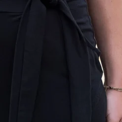 Femme Fatale Jurk Zwart -Exporteren Dames Glam Winkel Femme Fatale Jurk Zwart 1 586x900 1