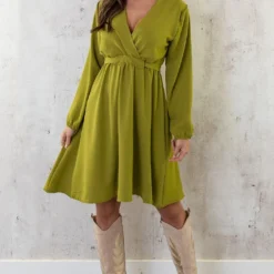 Londen Jurk Olive -Exporteren Dames Glam Winkel Londen Jurk Olive 1 586x900 1