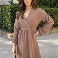 Londen Jurk Taupe -Exporteren Dames Glam Winkel Londen Jurk Taupe 4 586x900 2