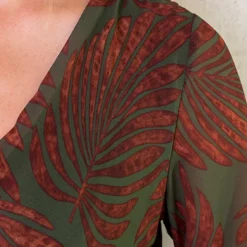 Maxi Jurk Leaves Army 13 Maxi Jurk Leaves Army -Exporteren Dames Glam Winkel Maxi Jurk Leaves Army 1 586x900 1