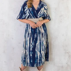 Midi Jurk Met Print Marine -Exporteren Dames Glam Winkel Midi Jurk Met Print Marine 1 586x900 1