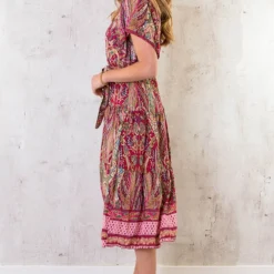 Midi Print Jurk Deluxe Fuchsia -Exporteren Dames Glam Winkel Midi Print Jurk Deluxe Fuchsia 2 586x900 1