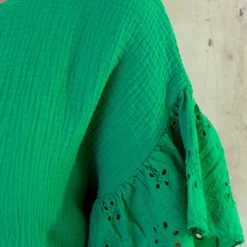 Musthave Deal Mousseline Embroidery Oversized Jurk -Exporteren Dames Glam Winkel Mousseline Embroidery Oversized Jurk Bright Green 586x900 2