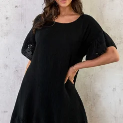 Musthave Deal Mousseline Embroidery Oversized Jurk -Exporteren Dames Glam Winkel Mousseline Embroidery Oversized Jurk Zwart 4 586x900 1