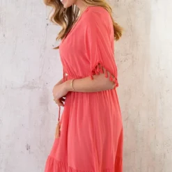 Oversized Jurk Gouden Detail Koraal -Exporteren Dames Glam Winkel Oversized Jurk Gouden Detail Koraal 3 586x900 2