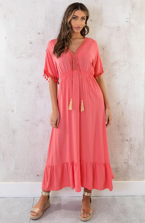 Oversized Jurk Gouden Detail Maxi Koraal 2 Oversized Jurk Gouden Detail Maxi Koraal - Afbeelding 2