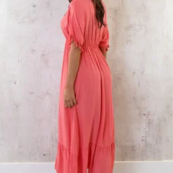 Oversized Jurk Gouden Detail Maxi Koraal 10 Oversized Jurk Gouden Detail Maxi Koraal -Exporteren Dames Glam Winkel Oversized Jurk Gouden Detail Maxi Koraal 5 586x900 1