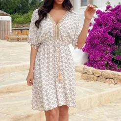 Oversized Jurk Gouden Detail Print Beige