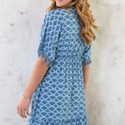 Oversized Jurk Gouden Detail Print Jeansblauw -Exporteren Dames Glam Winkel Oversized Jurk Gouden Detail Print Jeansblauw 2 586x900 1