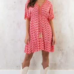 Oversized Jurk Gouden Detail Print Koraal -Exporteren Dames Glam Winkel Oversized Jurk Gouden Detail Print Koraal 1 586x900 2