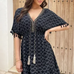 Oversized Jurk Gouden Detail Print Zwart -Exporteren Dames Glam Winkel Oversized Jurk Gouden Detail Print Zwart 8 586x900 1