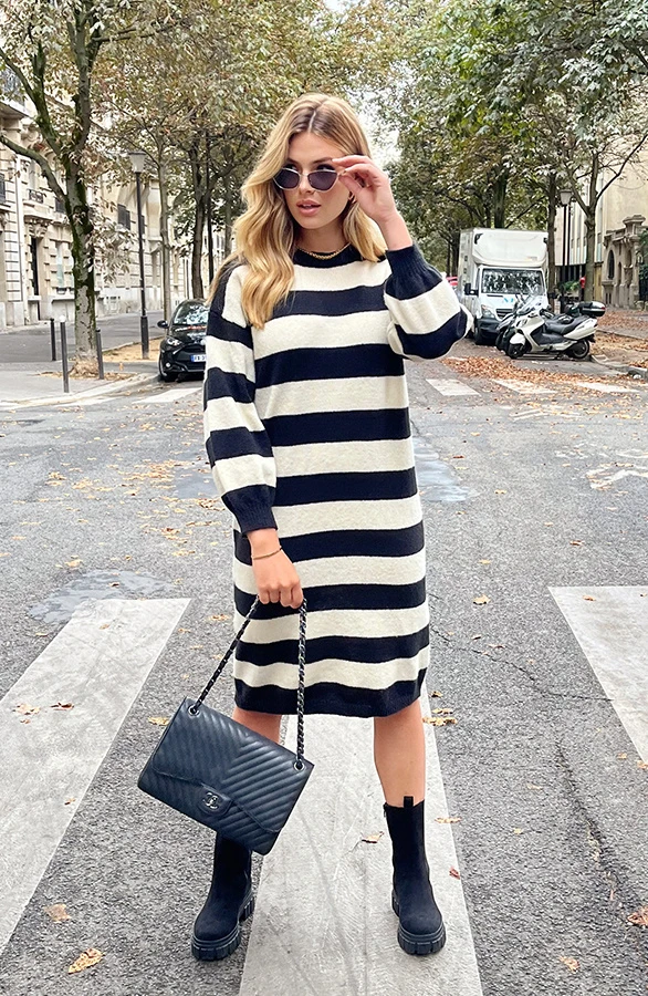 Oversized Strepen Jurk Zwart 1 Oversized Strepen Jurk Zwart