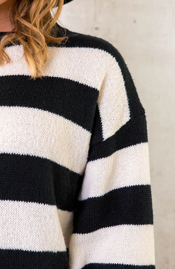 Oversized Strepen Jurk Zwart 10 Oversized Strepen Jurk Zwart - Afbeelding 10