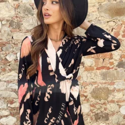 Overslag Print Jurk Zwart Beige -Exporteren Dames Glam Winkel Overslag Print Jurk Zwart Beige 4 586x900 2