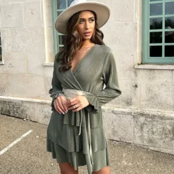 Plisse Laagjes Jurk Army -Exporteren Dames Glam Winkel Plisse Laagjes Jurk Army 3 586x900 1