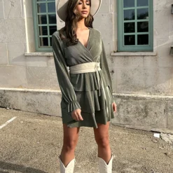 Plisse Laagjes Jurk Army -Exporteren Dames Glam Winkel Plisse Laagjes Jurk Army 4 586x900 1