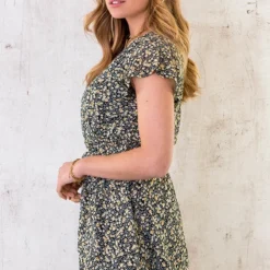 Ruffle Jurk Bloemen Geel -Exporteren Dames Glam Winkel Ruffle Jurk Bloemen geel marine 4 586x900 1