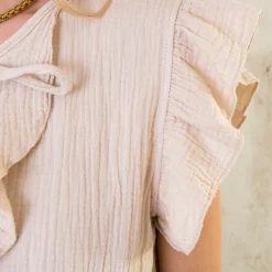 Ruffle Laagjes Jurk Mousseline Beige 12 Ruffle Laagjes Jurk Mousseline Beige -Exporteren Dames Glam Winkel Ruffle Laagjes Jurk Mousseline Beige 1 586x900 1