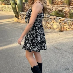 Spaghetti Jurk Rozen Zwart -Exporteren Dames Glam Winkel Spaghetti Jurk Rozen Zwart 4 586x900 1