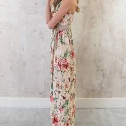 Spaghetti Maxi Jurk Bloemen Palm Beige -Exporteren Dames Glam Winkel Spaghetti Maxi Jurk Bloemen Palm Beige 5 586x900 1