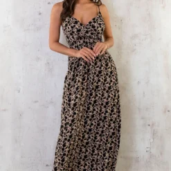Spaghetti Maxi Jurk Print Camel Zwart 10 Spaghetti Maxi Jurk Print Camel Zwart -Exporteren Dames Glam Winkel Spaghetti Maxi Jurk Print Camel Zwart 3 586x900 1