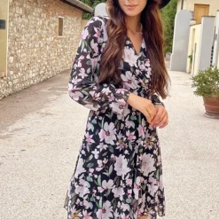 V-hals Jurk Paris Bloemen Zwart Roze -Exporteren Dames Glam Winkel V hals Jurk Paris Bloemen Zwart Roze 4 586x900 1