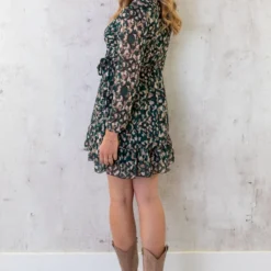 V-hals Strik Jurk Dots Smaragd 24 V-hals Strik Jurk Dots Smaragd -Exporteren Dames Glam Winkel V hals Strik Jurk Dots Smaragd 2 586x900 2