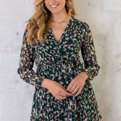 V-hals Strik Jurk Dots Smaragd 21 V-hals Strik Jurk Dots Smaragd -Exporteren Dames Glam Winkel V hals Strik Jurk Dots Smaragd 3 586x900 2