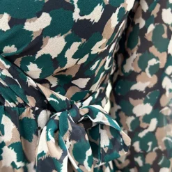 V-hals Strik Jurk Dots Smaragd 18 V-hals Strik Jurk Dots Smaragd -Exporteren Dames Glam Winkel V hals Strik Jurk Dots Smaragd 6 586x900 1