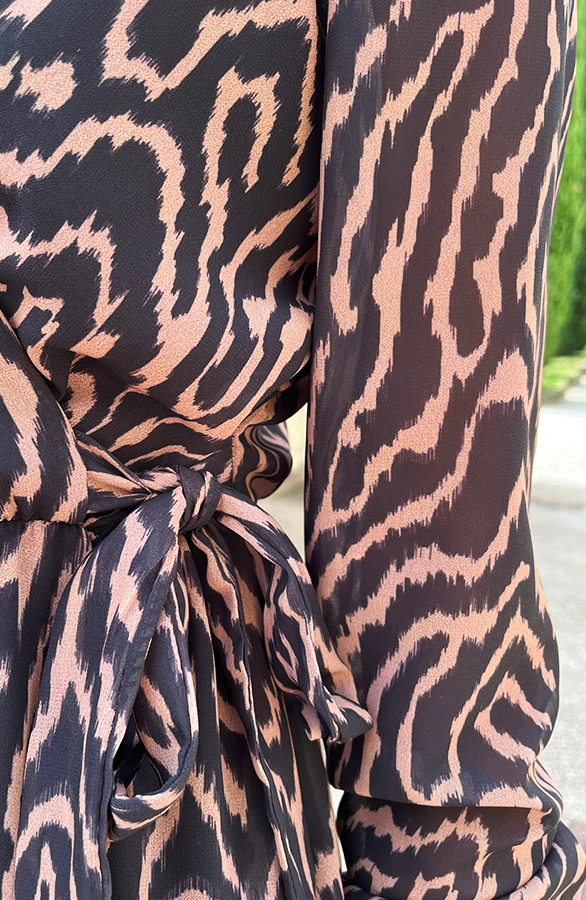 V-hals Strik Jurk Zebra Camel 13 V-hals Strik Jurk Zebra Camel - Afbeelding 13