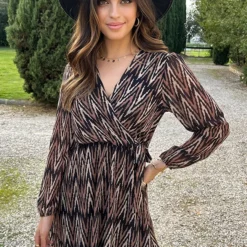 V-hals Strik Jurk Zigzag Choco 18 V-hals Strik Jurk Zigzag Choco -Exporteren Dames Glam Winkel V hals Strik Jurk Zigzag Choco 586x900 1