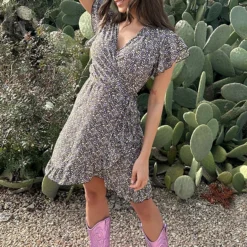 Wikkel Jurk Bloemen Paars 15 Wikkel Jurk Bloemen Paars -Exporteren Dames Glam Winkel Wikkel Jurk Bloemen Paars 4 586x900 1